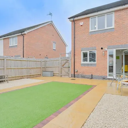 Modern 1 Bedroom House In Burton-On-Trent Exterior photo