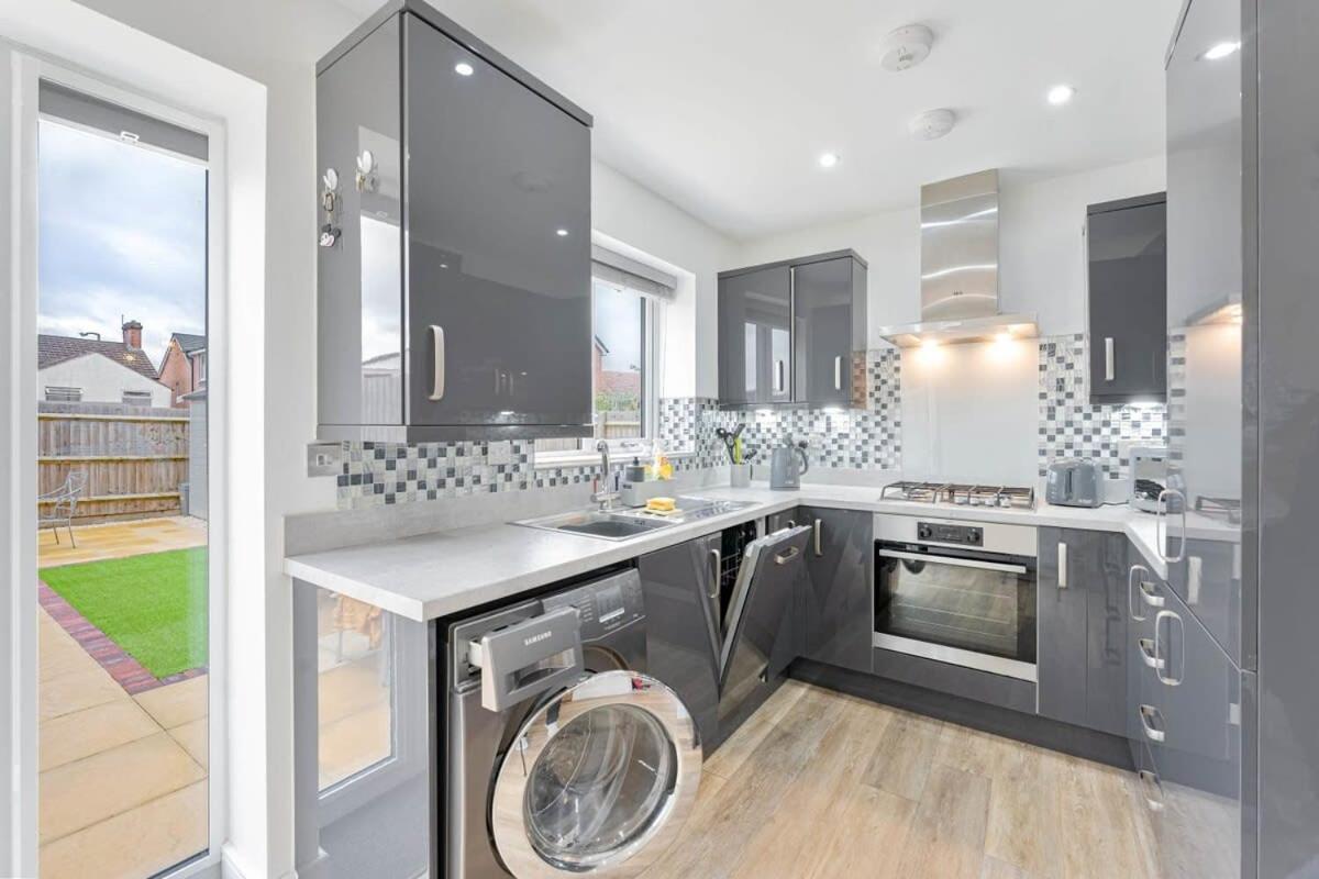 Apartment Modern 1 Bedroom House In Burton-on-trent